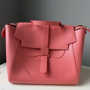 Stunning, sleek Senreve bag - capable of anything!